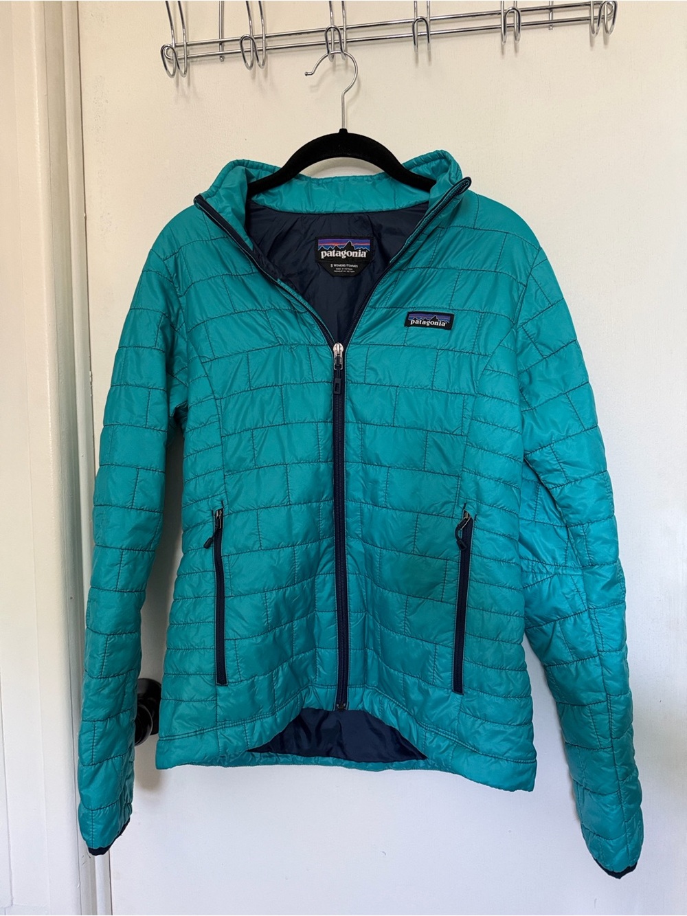 Patagonia Teal Quilted Hooded Puffer Jacket